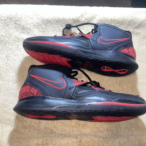 Cz0204-004 Size17 Nike Kyrie Infinity Bred main image 8